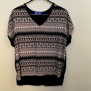 Francescas collections tan/black Aztec woven top